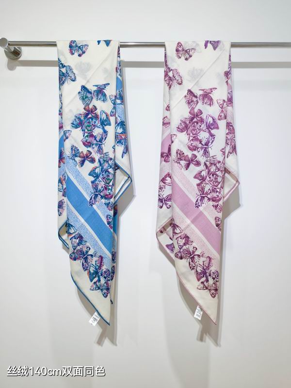 Dior Scarf 140X140cm 70%羊绒30%真丝 E090134
